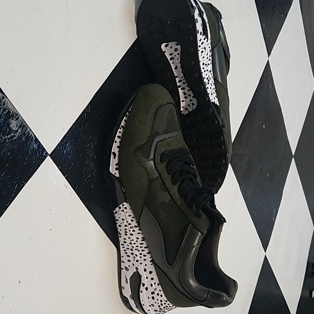 Steve madden army sneaker